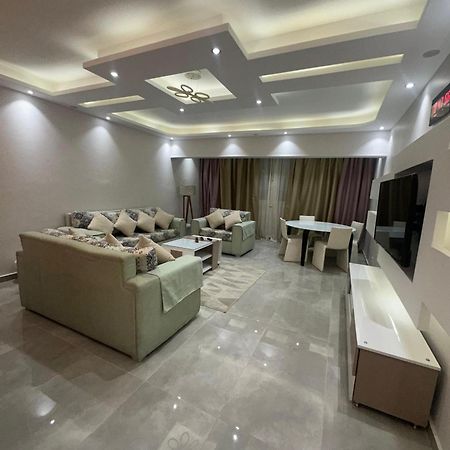 Ferienwohnung شقه مفروشه 3 غرف امام سيتي ستارز Kairo Exterior foto