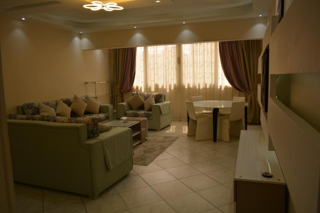 Ferienwohnung شقه مفروشه 3 غرف امام سيتي ستارز Kairo Exterior foto